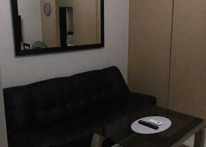Apartamento Field Staycation Manila